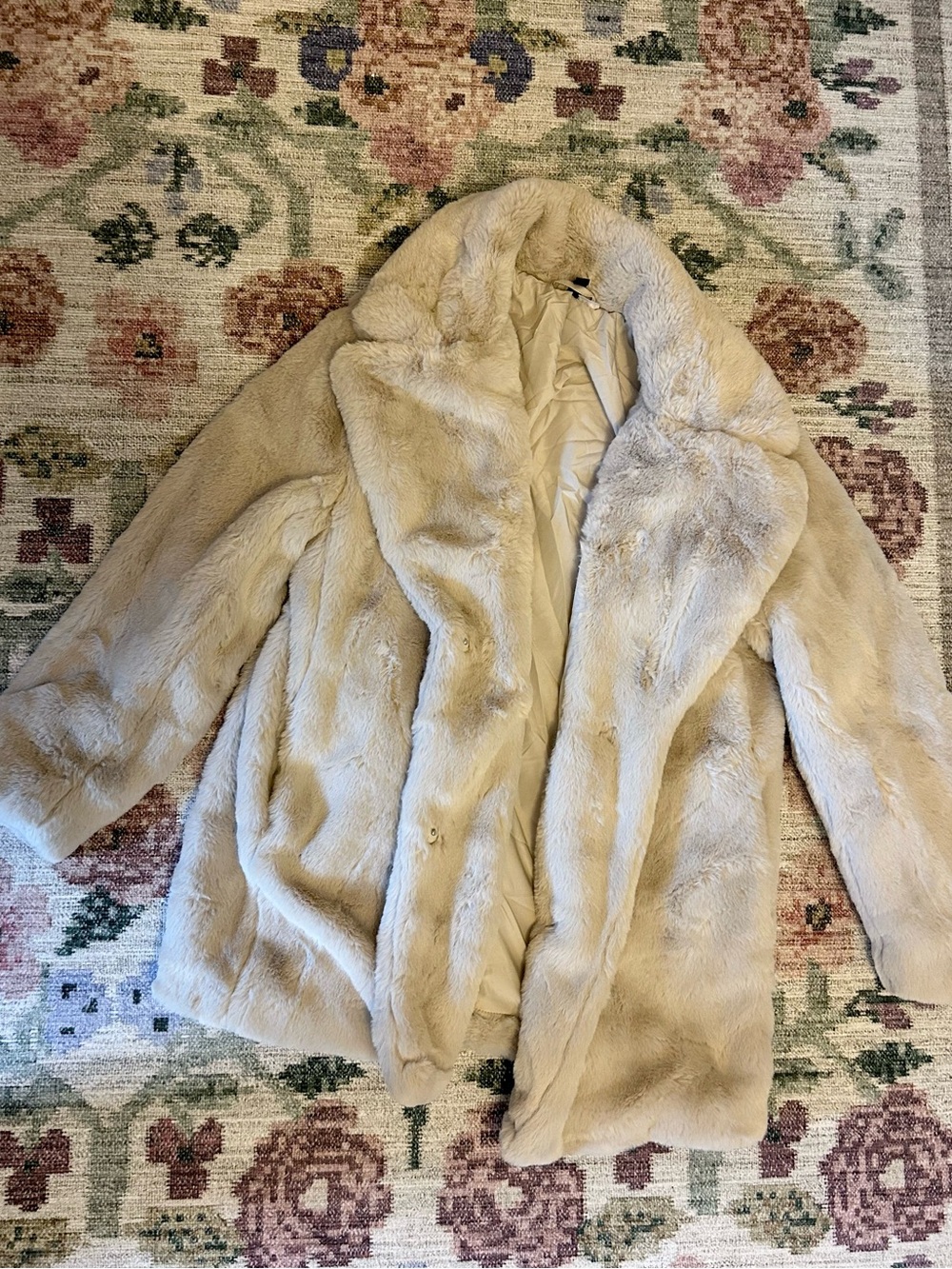 H&M Cream Faux Fur Teddy Jacket (never worn!)